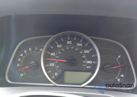 2015 Toyota Rav4 Le z USA, uszkodzony, nr VIN JTMBFREV2FD145865